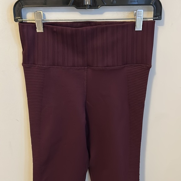 Athleta Halasana Seamless Leggings Aubergine - Picture 4 of 8